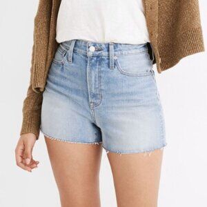 Madewell Curvy Perfect Jean Short in Baylis Wash - Size 27